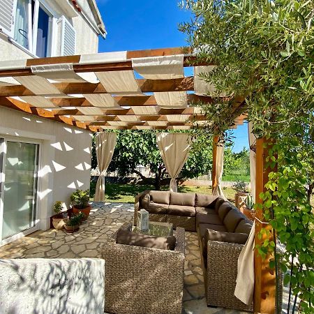 Beautiful Island House Ugljan Apartment Exterior photo
